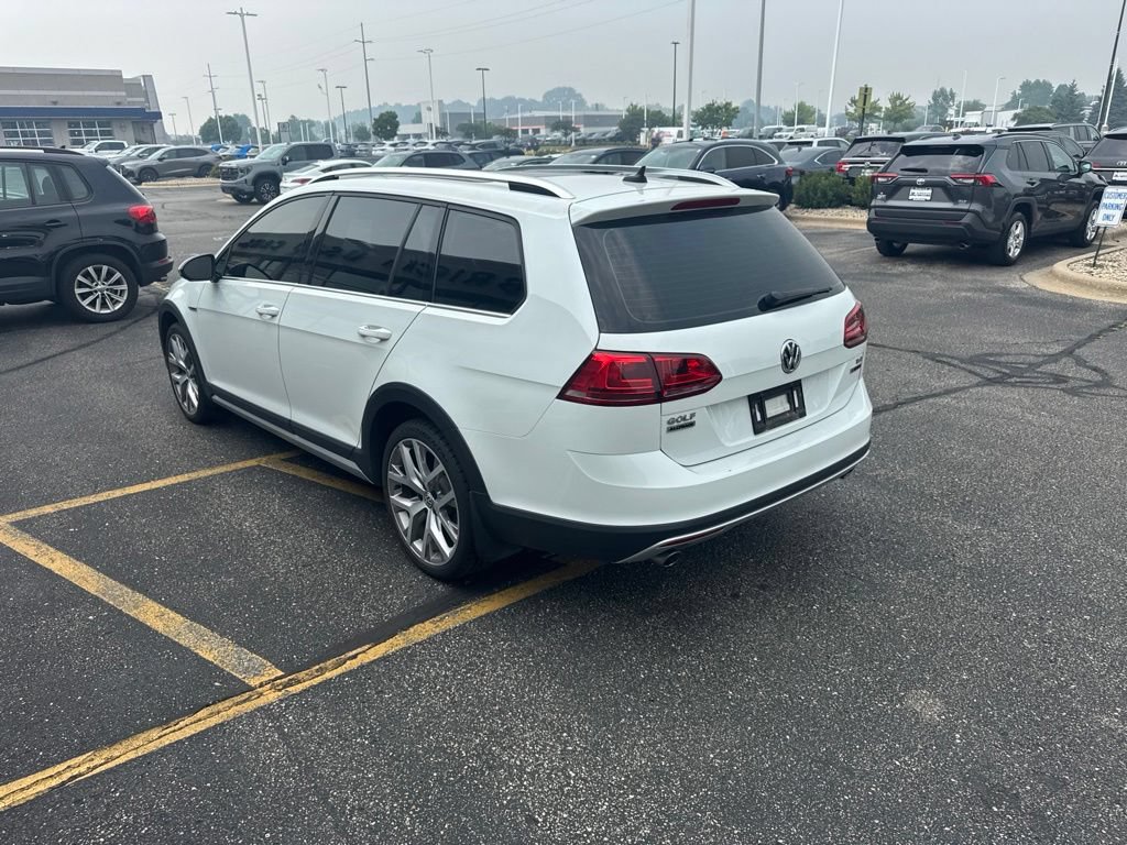 Used 2017 Volkswagen Golf Alltrack SEL AWD/4WD image 5