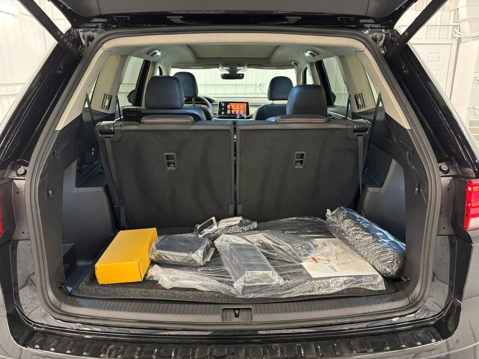 Used 2026 Volkswagen Atlas Peak Edition AWD/4WD image 28