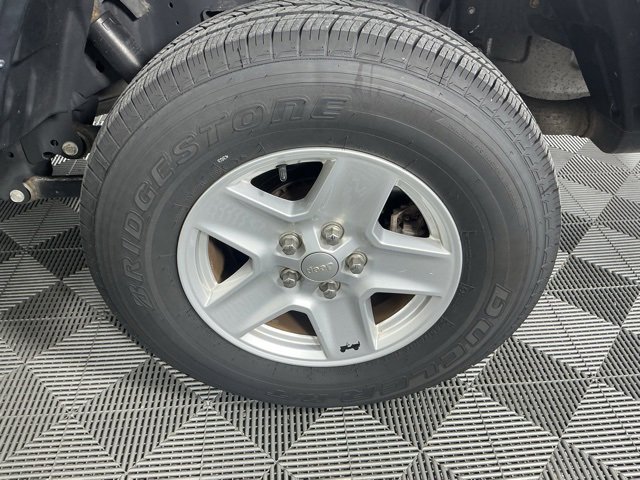 Used 2020 Jeep Gladiator Sport w/ Quick Order Package 24S image 19