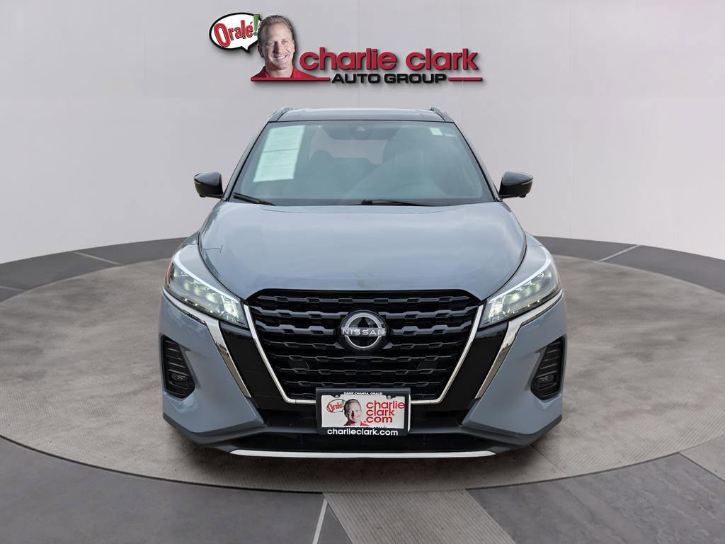 Used 2024 Nissan Kicks SR w/ SR Premium Package image 9