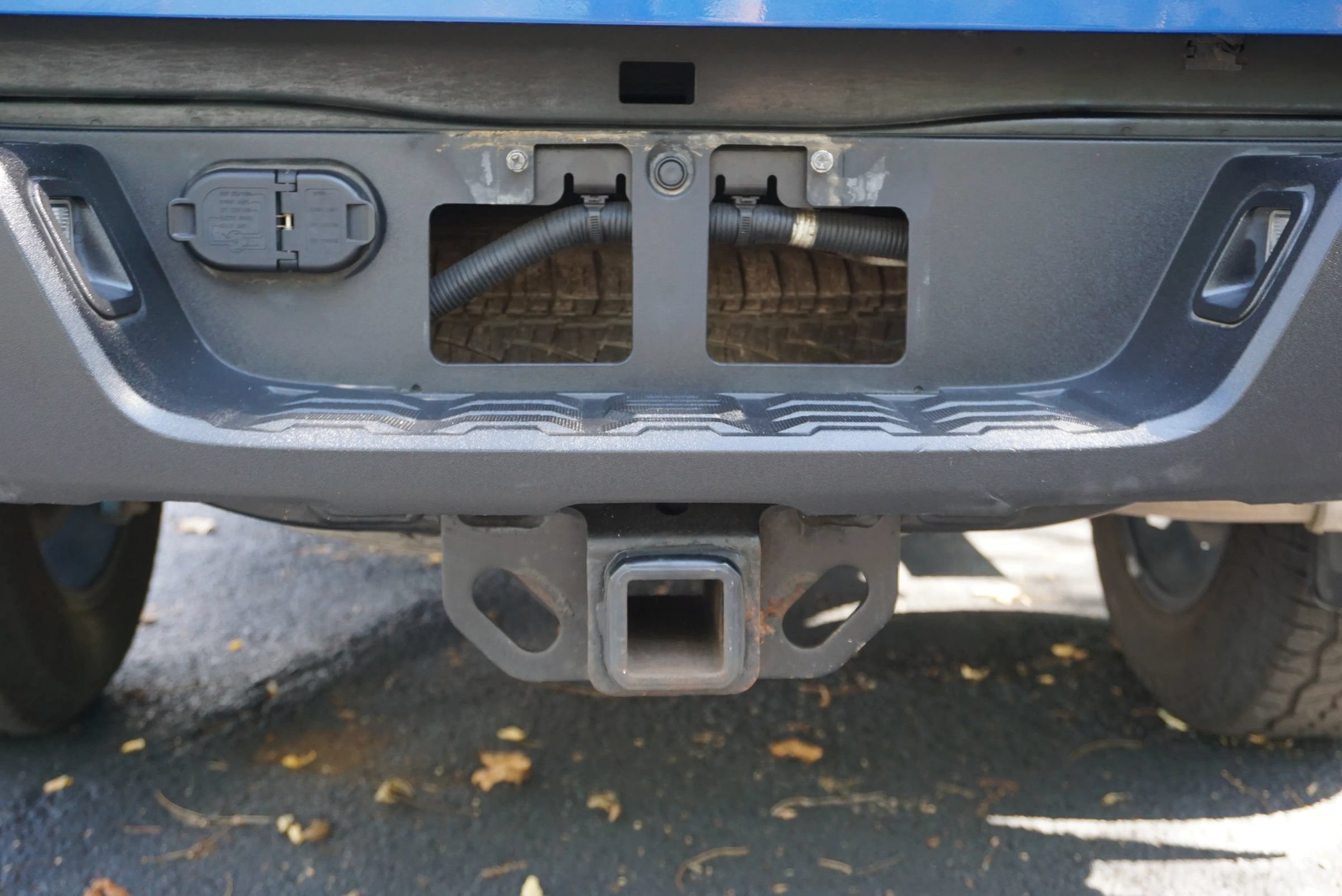 Used 2017 Toyota Tacoma TRD Sport w/ Tow Package (A/T) AWD/4WD image 10