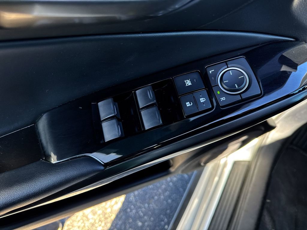 Used 2021 Lexus IS 300 300 w/ Accessory Package image 13