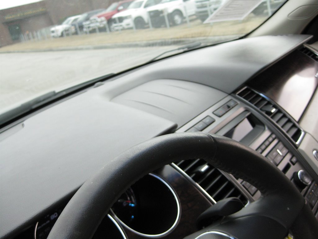 Used 2011 Ford Taurus SEL w/ 201A Rapid Spec Order Code image 21