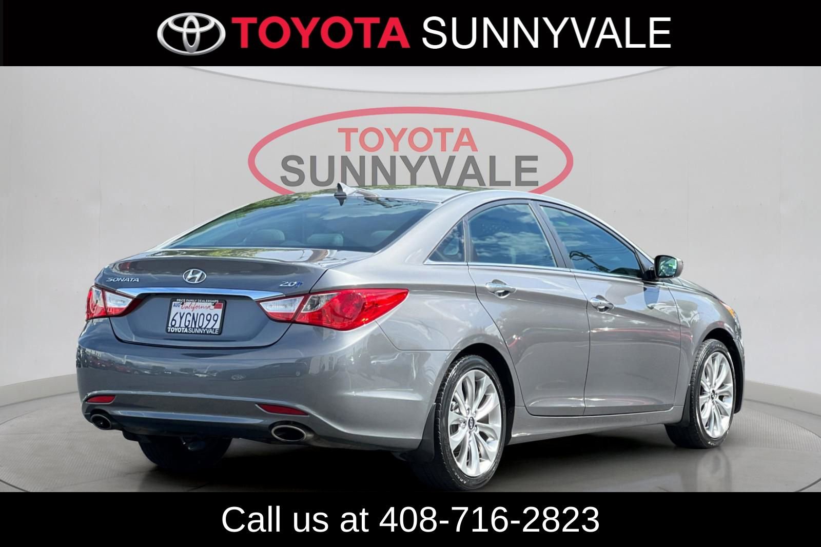 Used 2011 Hyundai Sonata SE w/ Navigation & Sunroof Pkg 4 FWD image 3