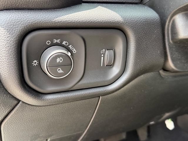 Used 2024 RAM 3500 Big Horn AWD/4WD image 28