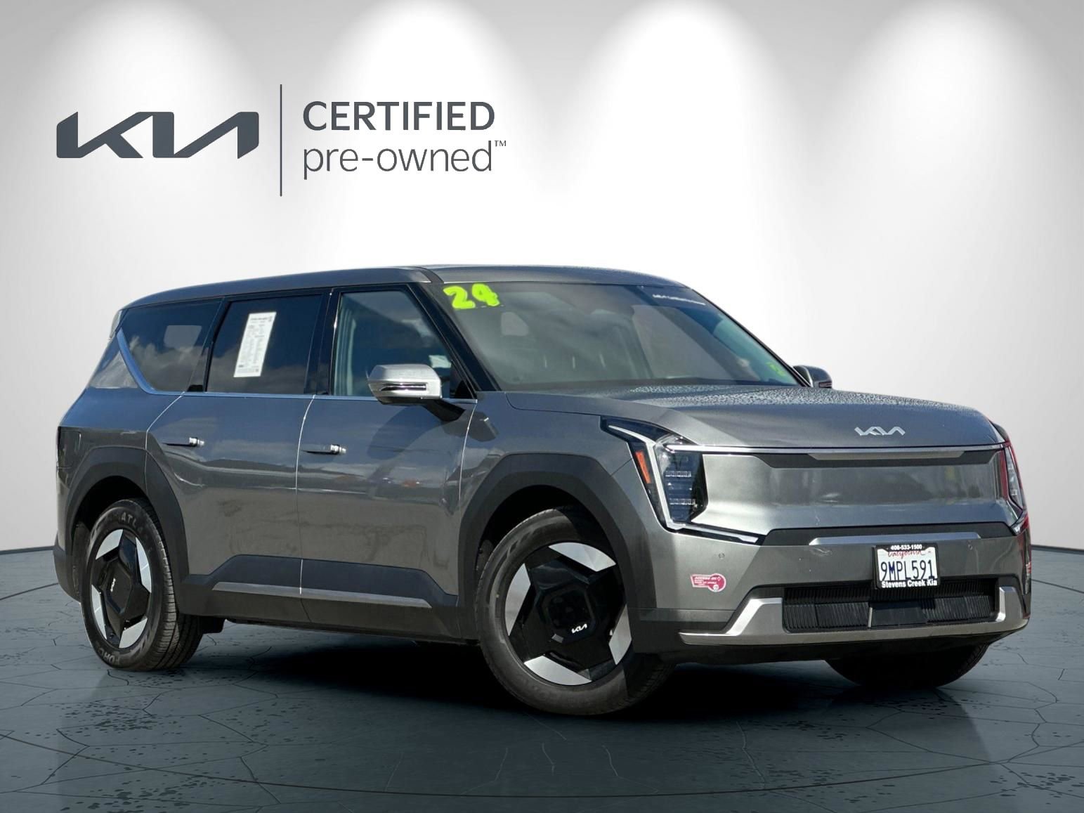 Certified 2024 Kia EV9 Light Long Range image 2