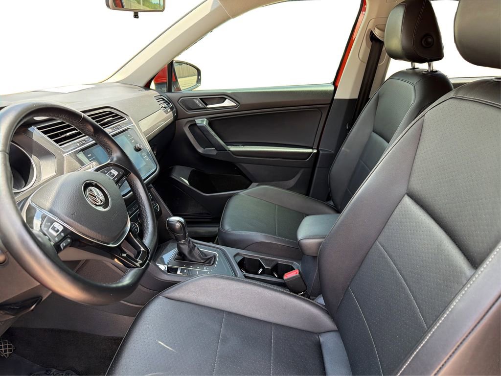 Used 2019 Volkswagen Tiguan SE FWD image 10