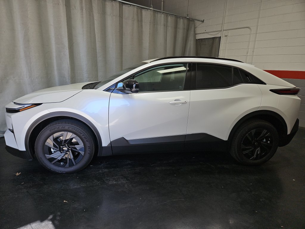 New 2026 Toyota C-HR w/ Cold Weather Package AWD/4WD image 4