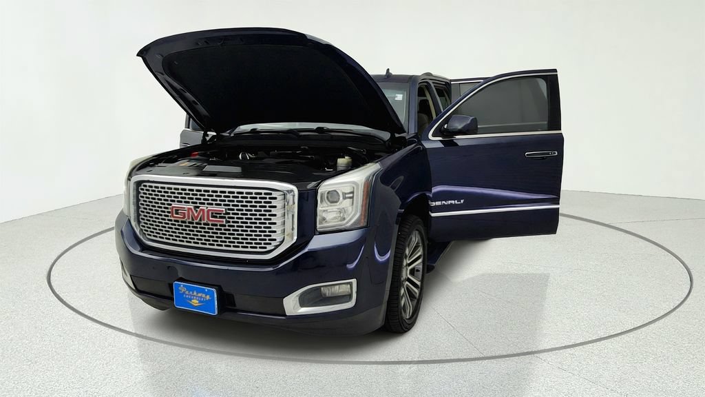 Used 2017 GMC Yukon Denali w/ Open Road Package RWD image 30