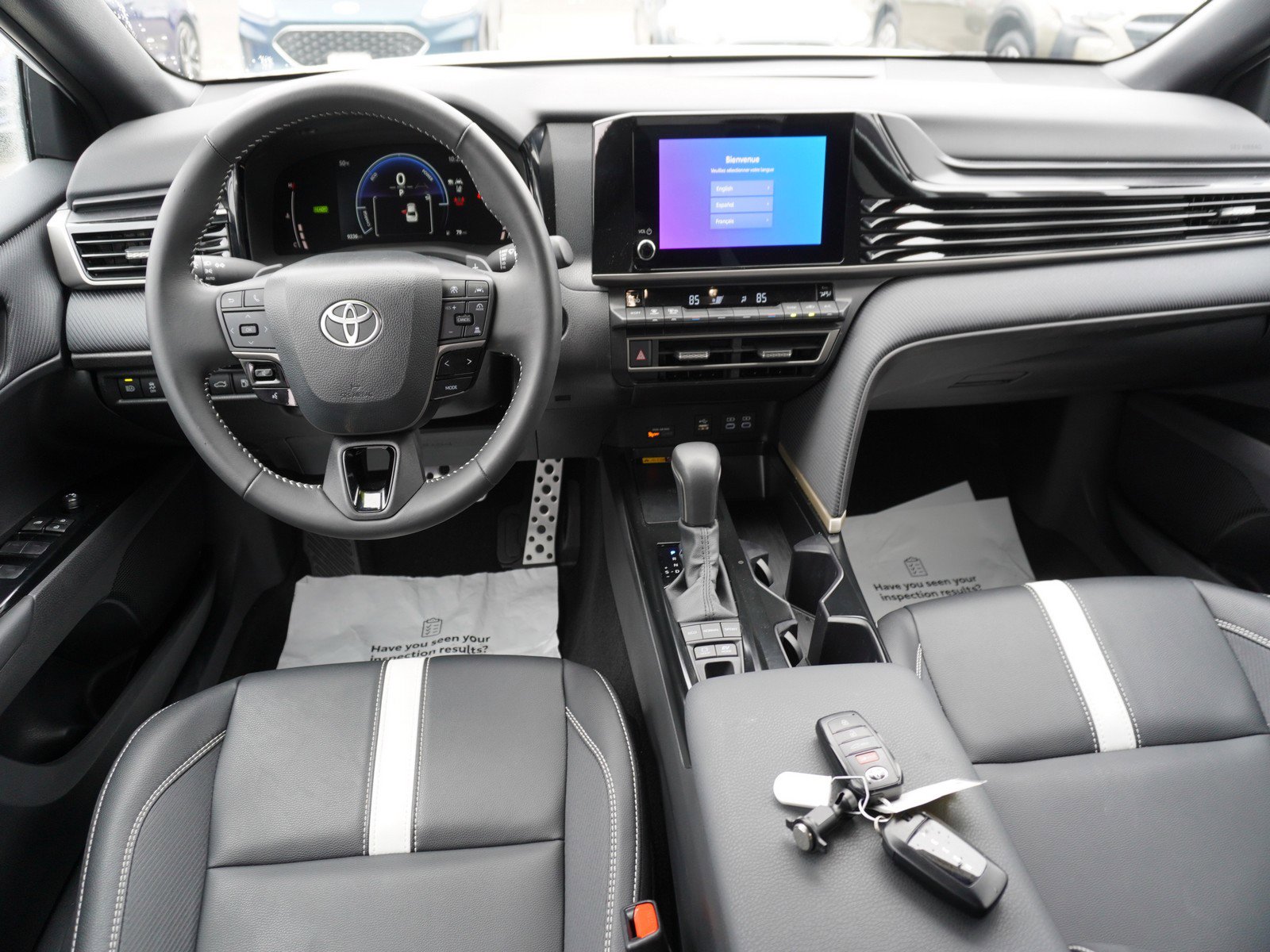 Used 2025 Toyota Camry SE video 2