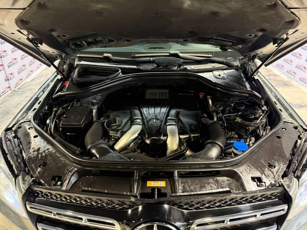 Used 2018 Mercedes-Benz GLS 550 4MATIC w/ Offroad Package image 57
