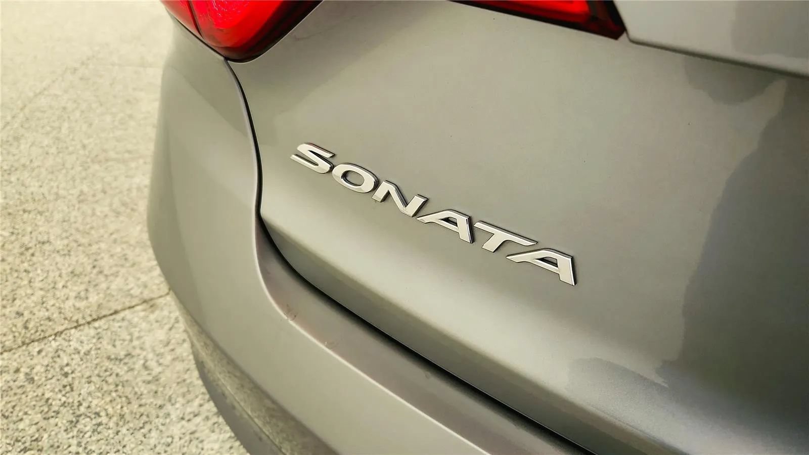 Used 2015 Hyundai Sonata Sport w/ Option Group 04 FWD image 17