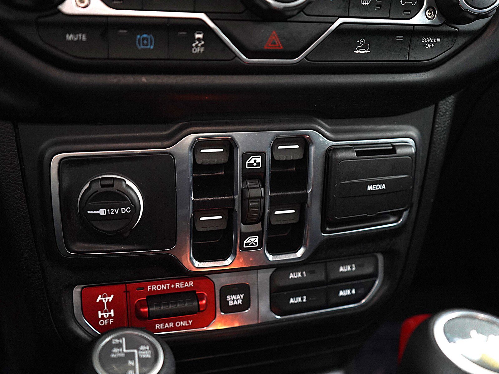 Used 2022 Jeep Wrangler Unlimited Rubicon 4xe w/ Cold Weather Group image 23