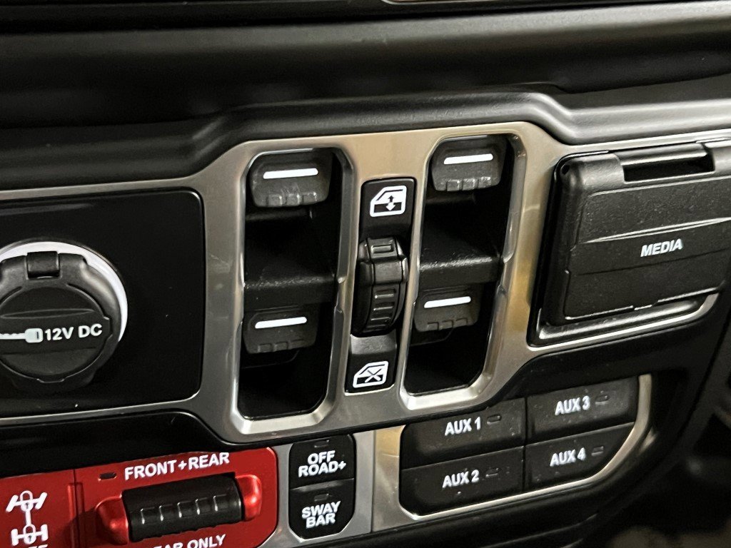 Certified 2020 Jeep Gladiator Rubicon image 41