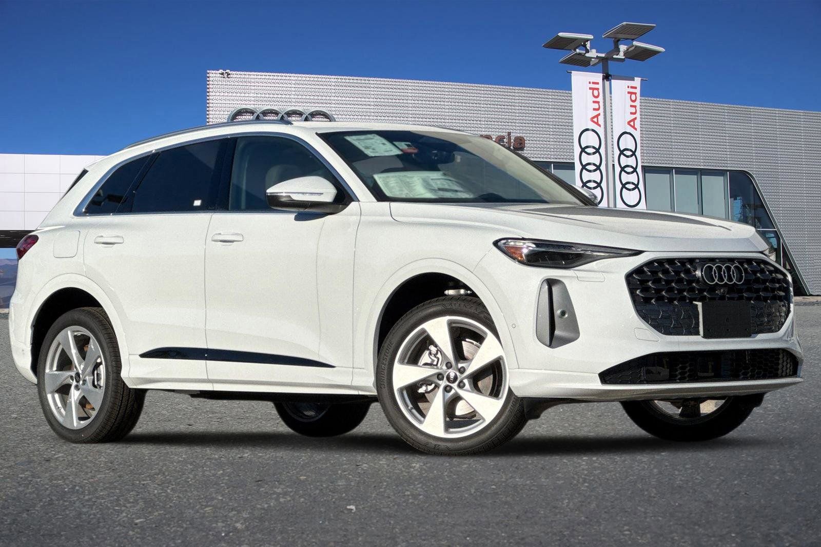 New 2025 Audi Q5 Premium Plus image 2