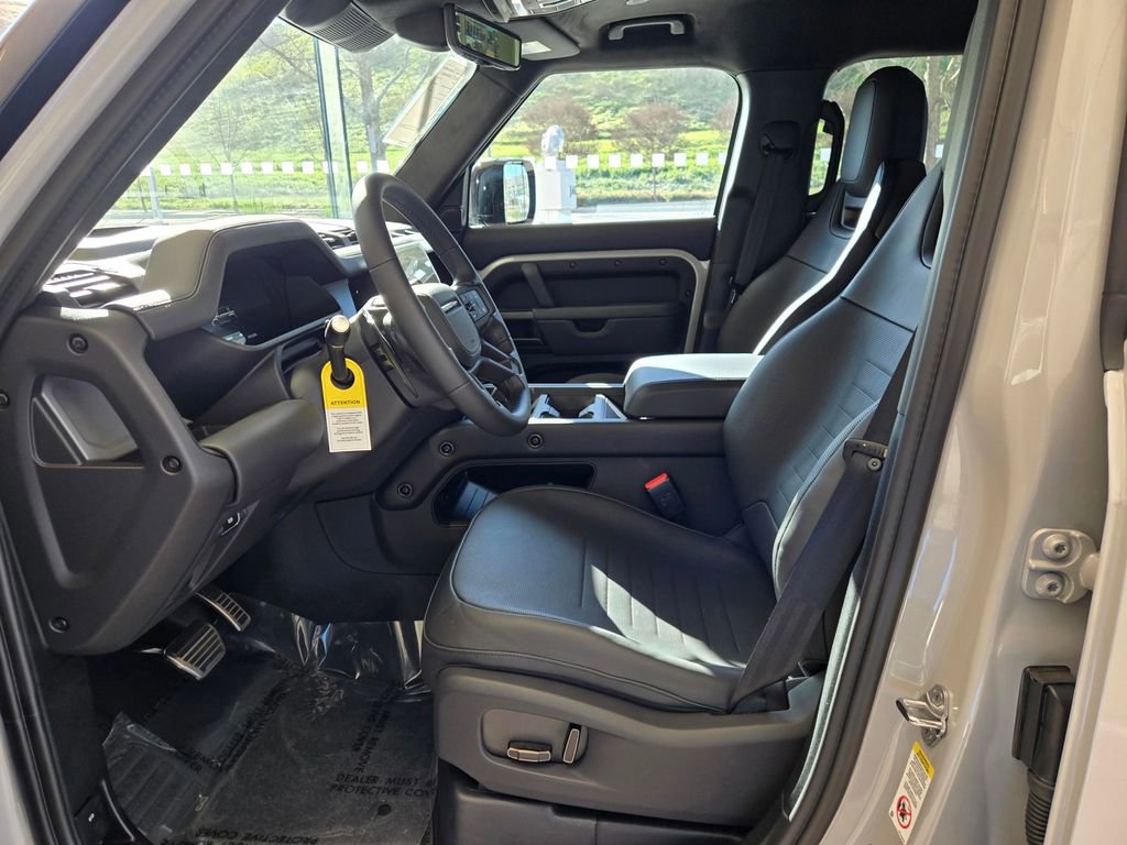 New 2026 Land Rover Defender 110 OCTA AWD/4WD image 14