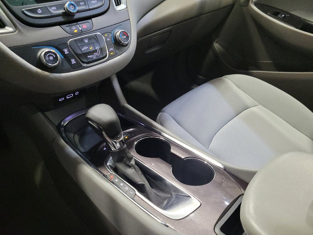 Used 2022 Chevrolet Malibu LS w/ Driver Confidence Package FWD image 26