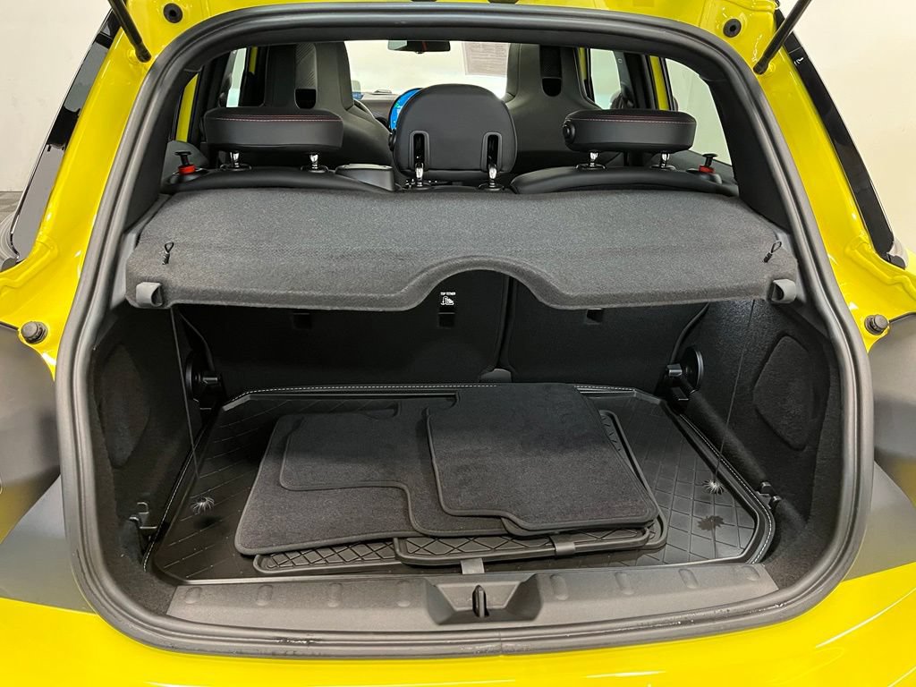 Used 2025 MINI Cooper S FWD image 18