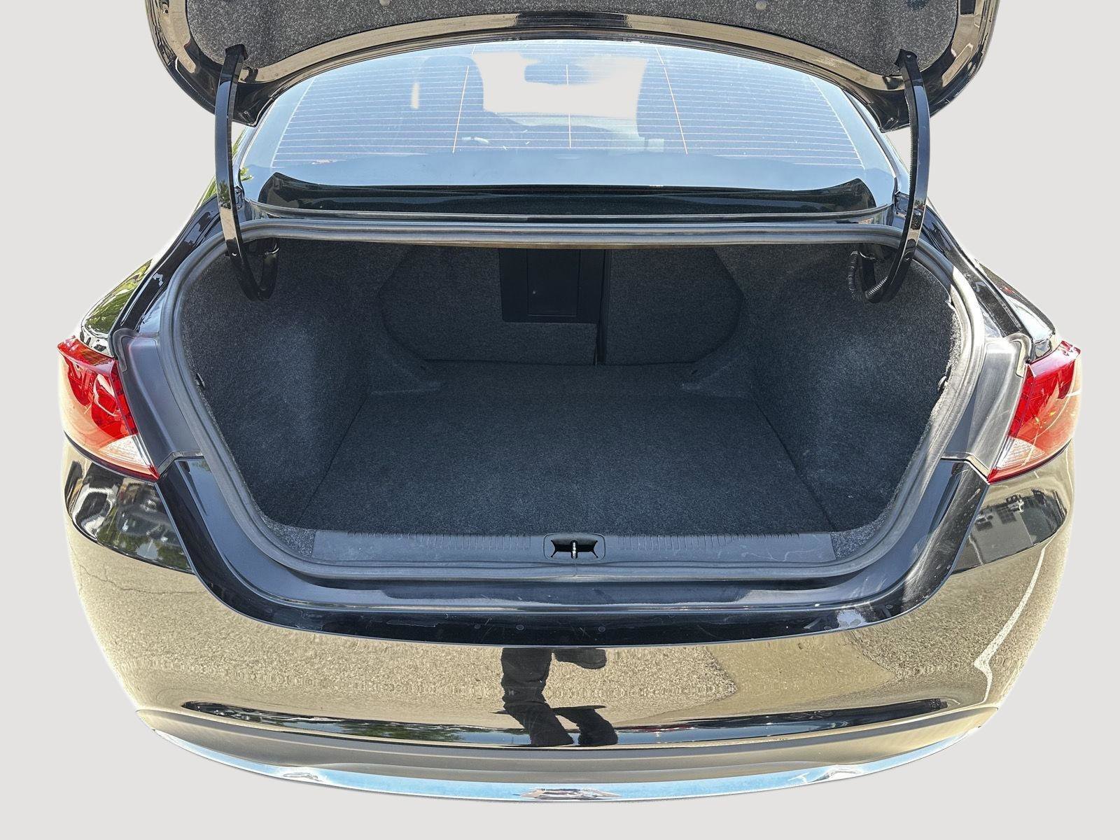 Used 2016 Chrysler 200 Limited w/ Convenience Group FWD image 22