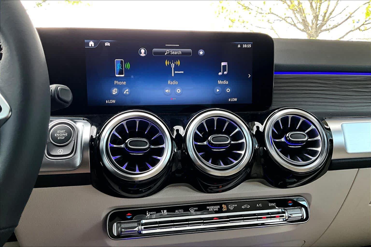 New 2026 Mercedes-Benz GLB 250 image 12