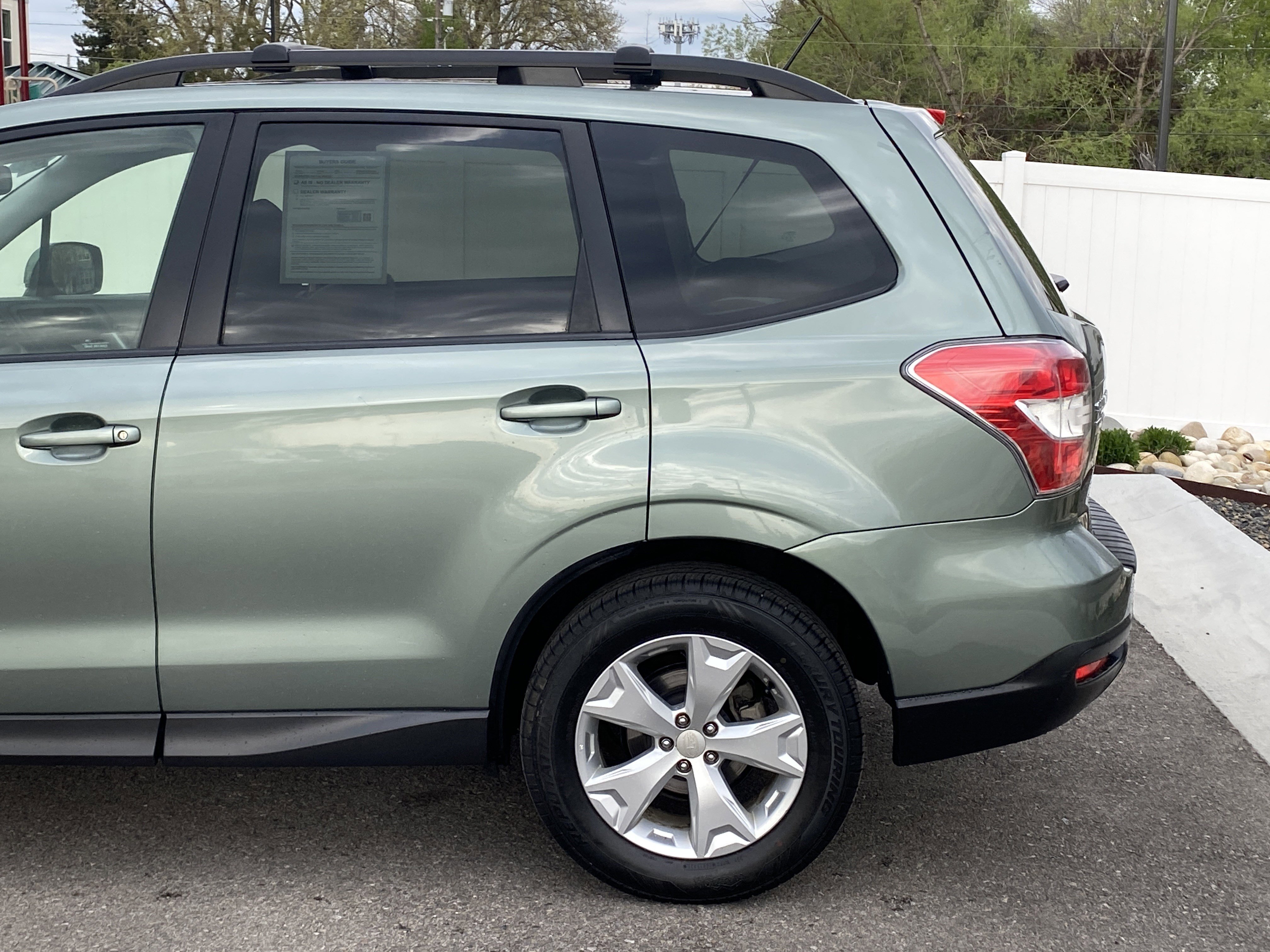 Used 2014 Subaru Forester 2.5i Premium w/ Popular Package #2 image 4