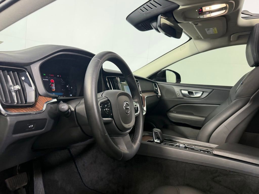 Used 2025 Volvo S60 B5 Plus FWD image 20