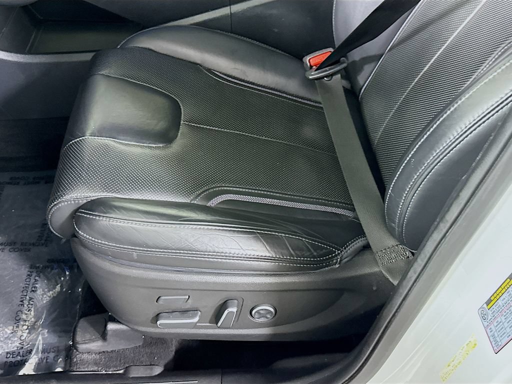 Certified 2021 Hyundai Santa Fe Calligraphy w/ Cargo Package AWD/4WD image 27
