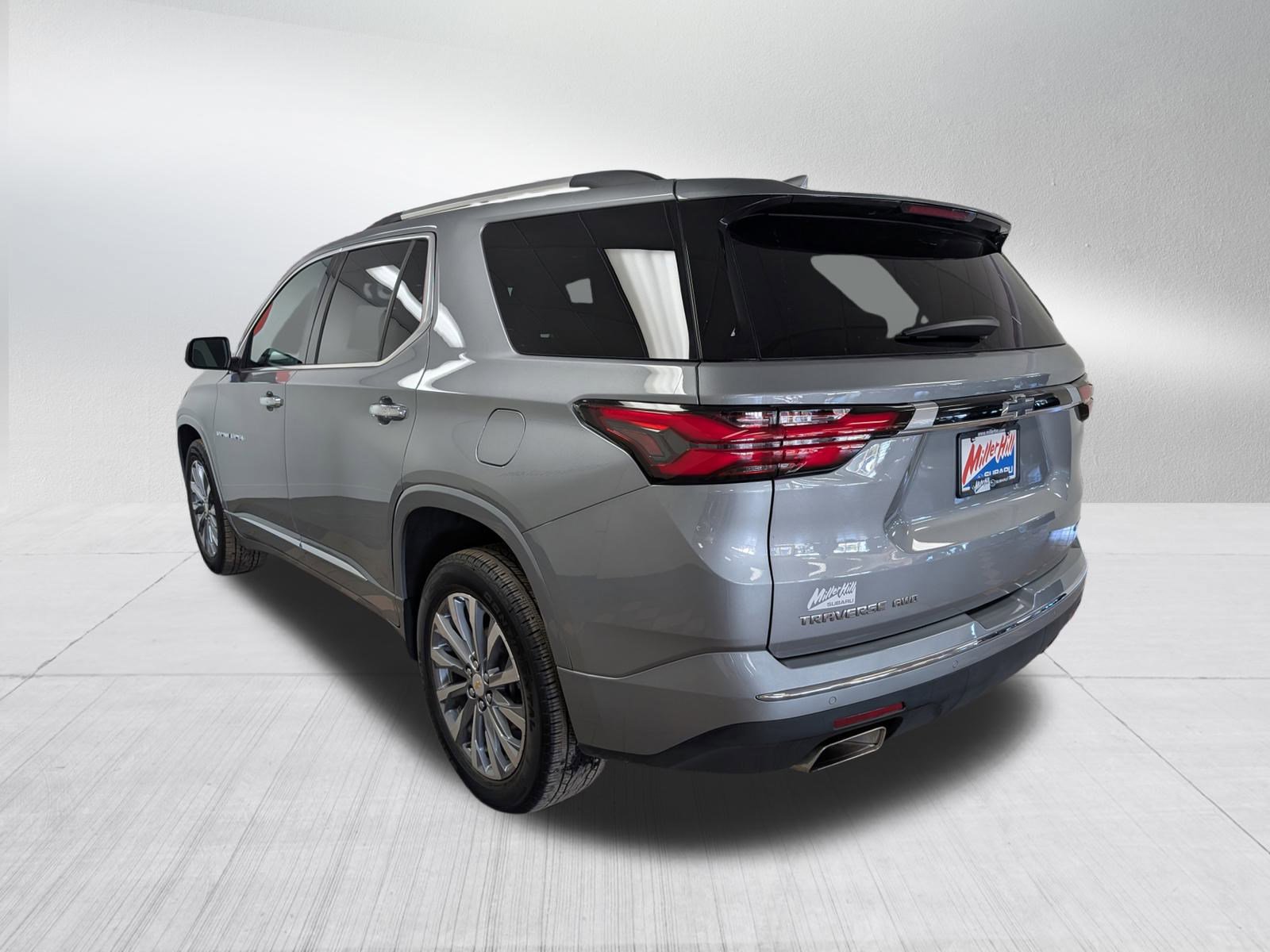 Used 2023 Chevrolet Traverse Premier image 26