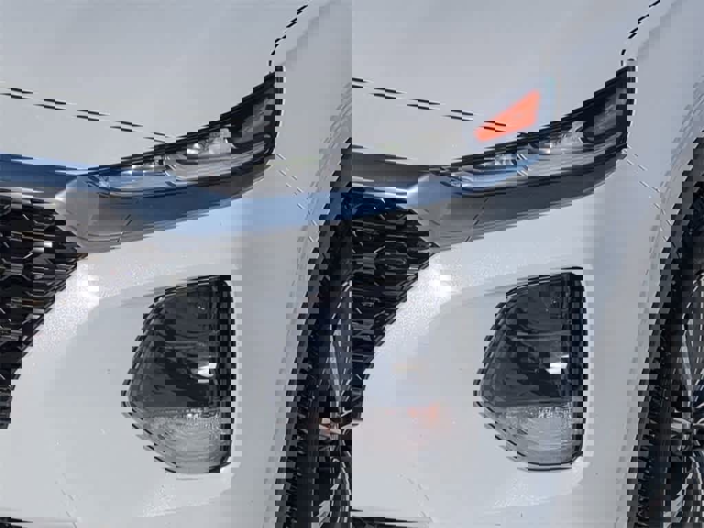 Used 2019 Hyundai Santa Fe Limited image 10