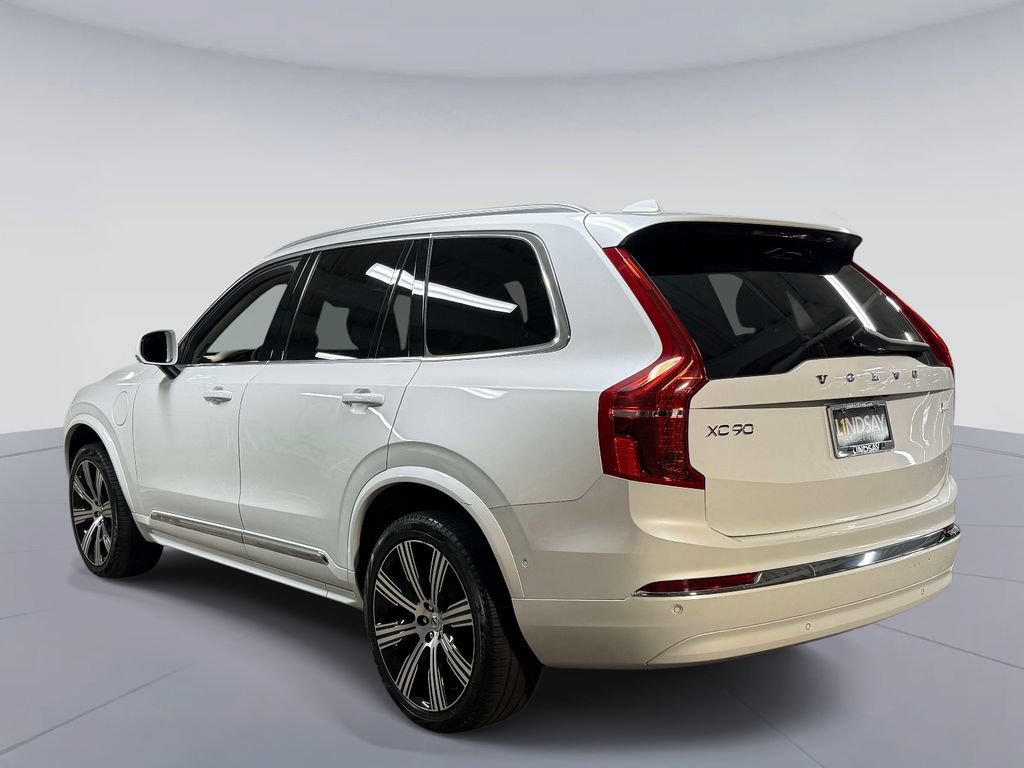 Used 2023 Volvo XC90 T8 Plus AWD/4WD image 12