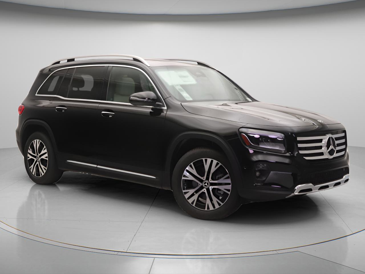 New 2026 Mercedes-Benz GLB 250