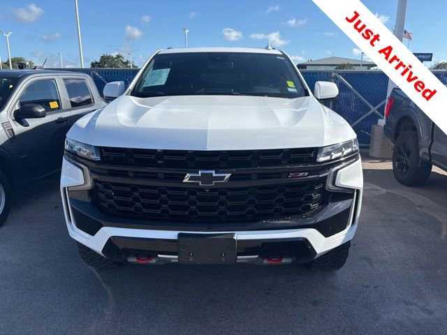 Used 2023 Chevrolet Tahoe Z71 w/ Luxury Package AWD/4WD image 5