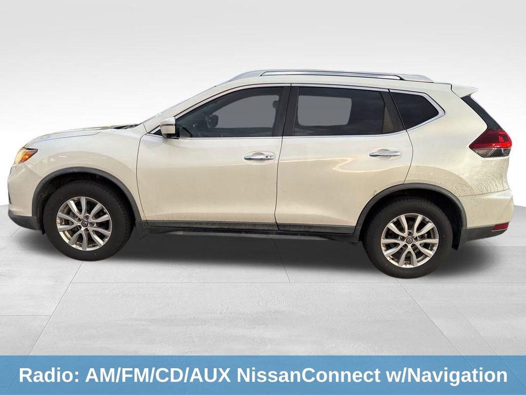 Used 2018 Nissan Rogue SV w/ Premium Package image 8