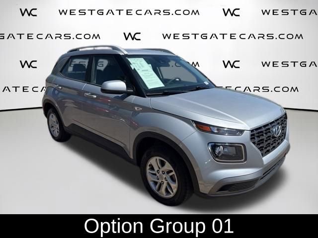 Used 2020 Hyundai Venue SEL image 4