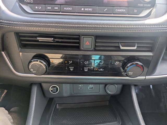 Used 2023 Nissan Rogue S AWD/4WD image 28