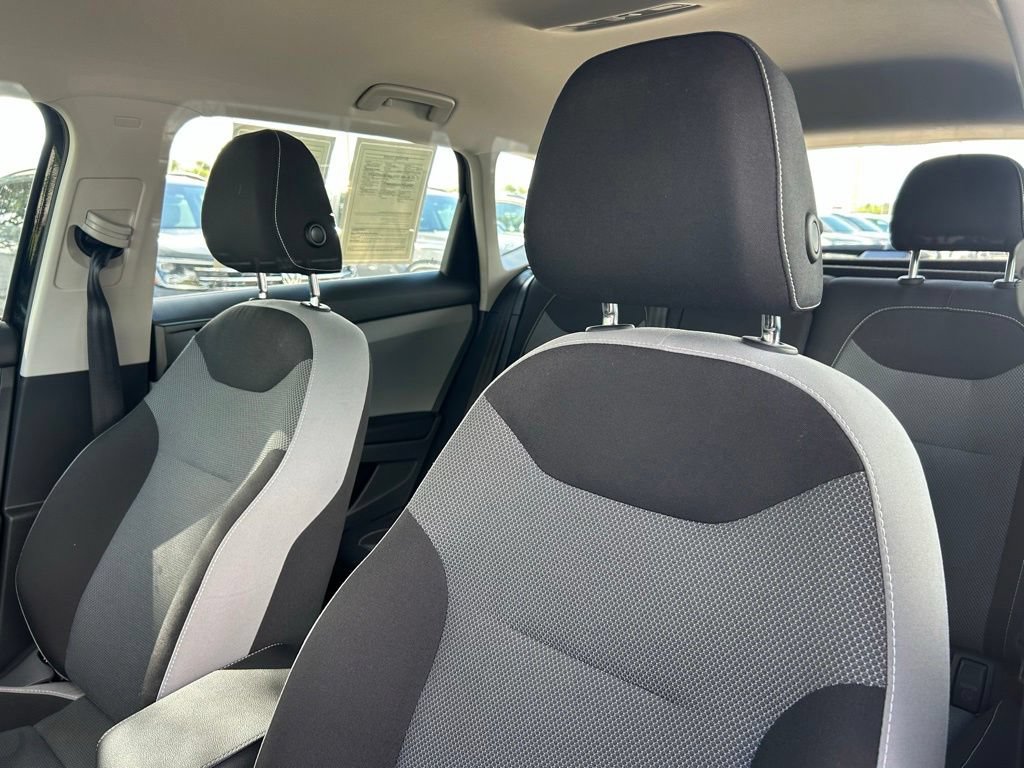 Certified 2023 Volkswagen Taos S FWD image 19