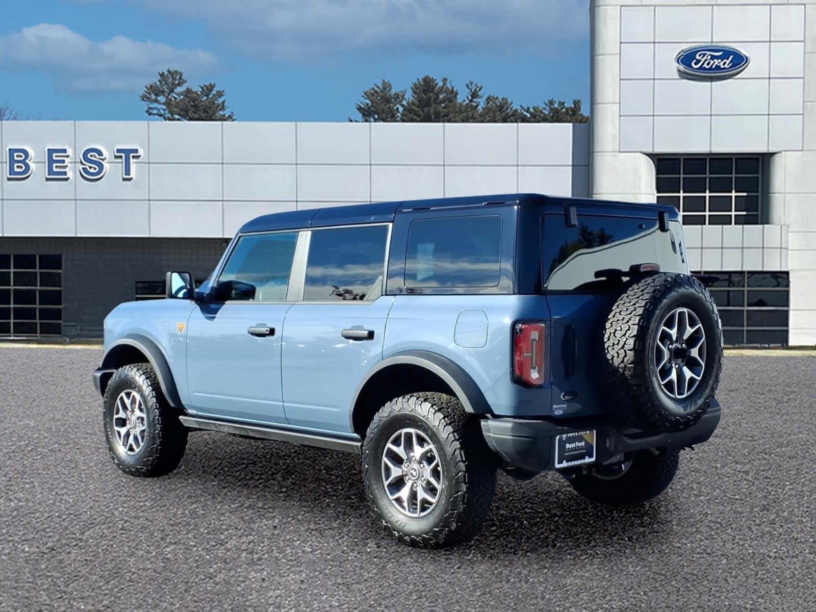 Used 2025 Ford Bronco Badlands AWD/4WD image 4