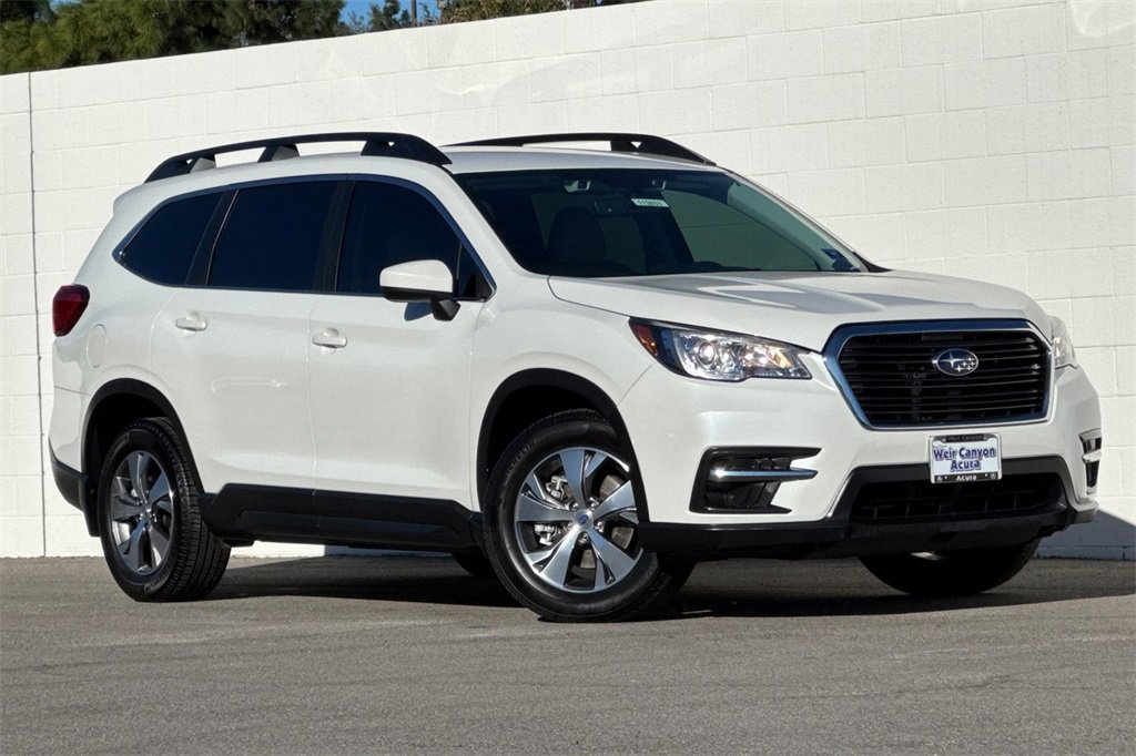 Used 2020 Subaru Ascent Premium w/ Convenience Package image 2
