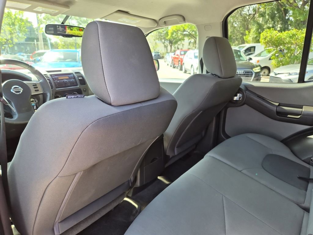 Used 2012 Nissan Xterra X image 15