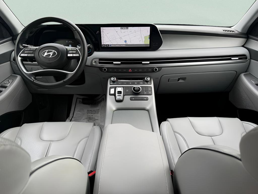 Used 2023 Hyundai Palisade SEL image 15