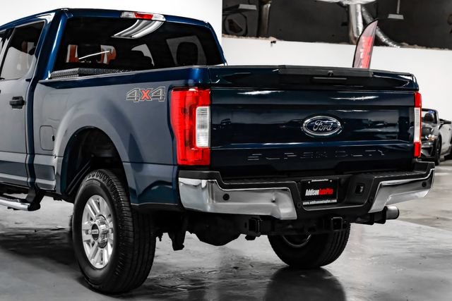 Used 2017 Ford F250 XLT w/ XLT Value Package AWD/4WD image 16