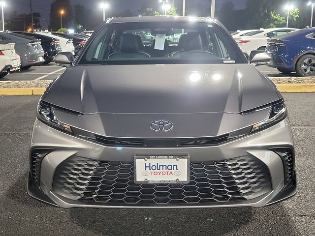 Certified 2025 Toyota Camry SE w/ Convenience Package AWD/4WD image 3