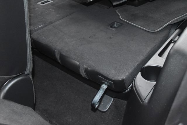 Used 2020 Ford Explorer ST w/ ST Street Pack image 20