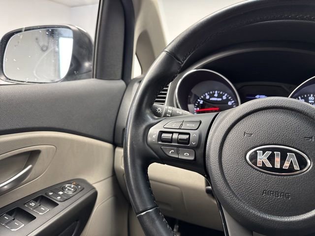 Used 2019 Kia Sedona EX image 19