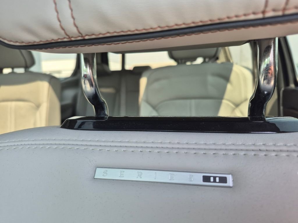 Used 2023 Jeep Grand Wagoneer Series II AWD/4WD image 17