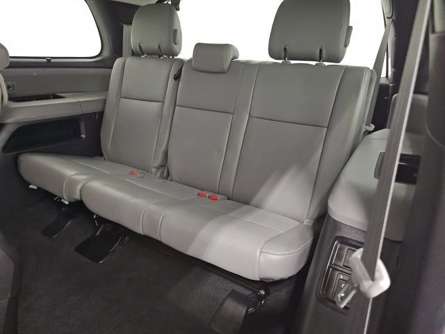 Used 2019 Toyota Sequoia Platinum image 30