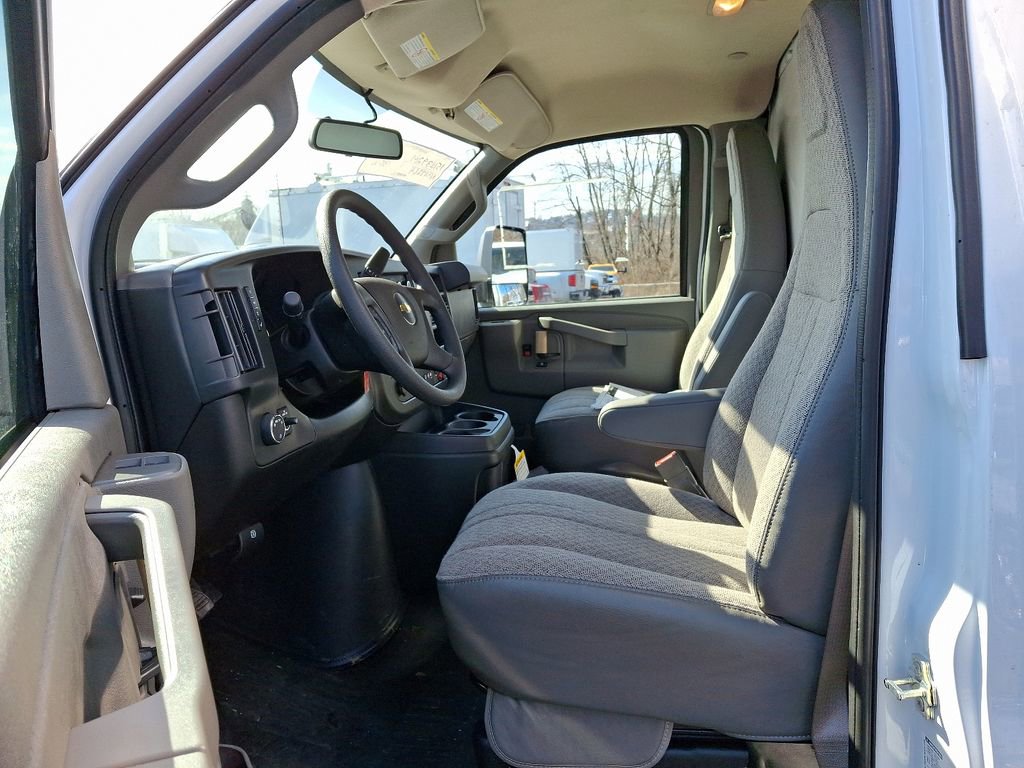 New 2024 Chevrolet Express 3500 w/ Power Convenience Package RWD image 10