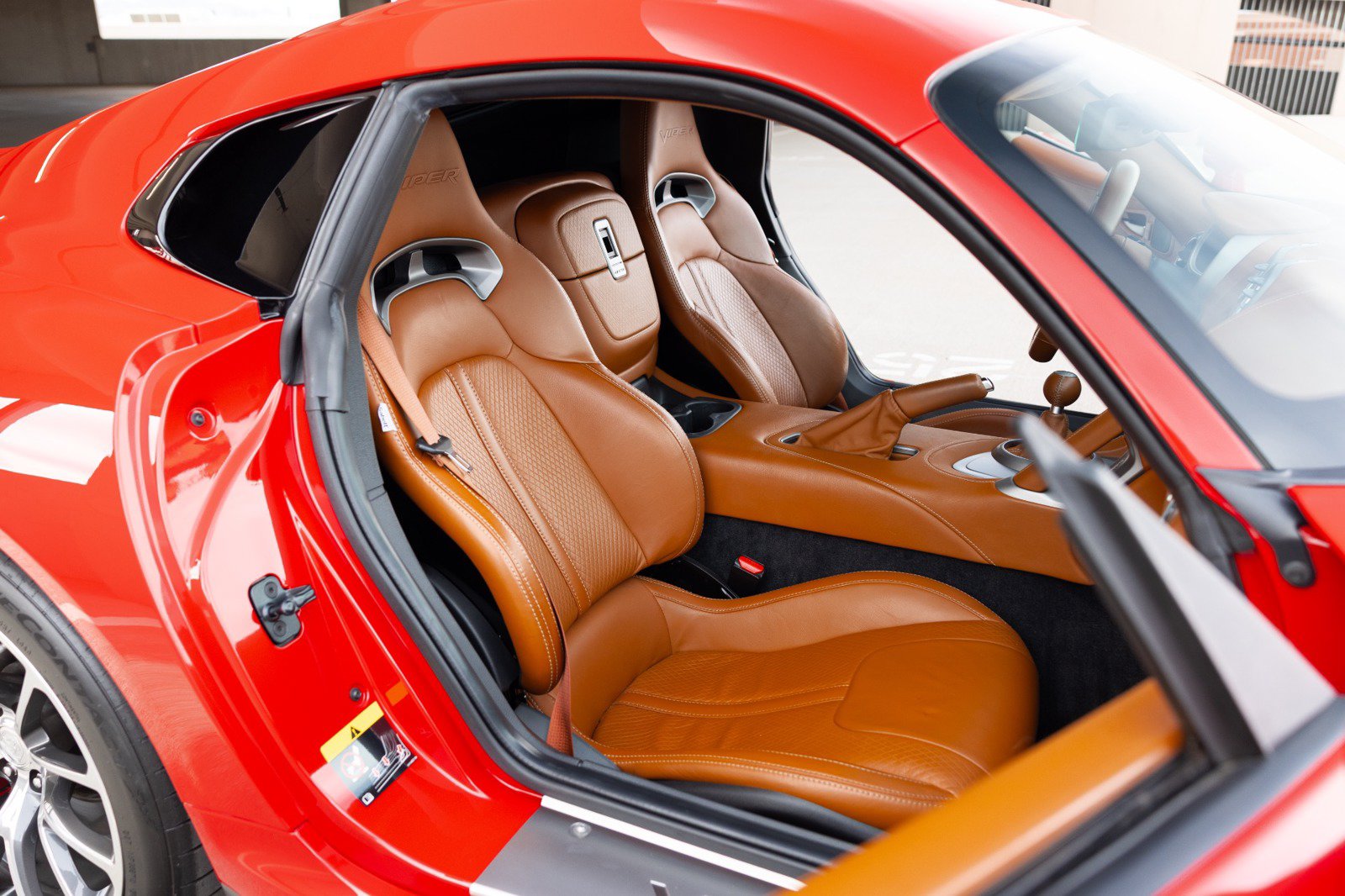 Used 2013 SRT Viper GTS w/ GTS Laguna Interior Pkg RWD image 63