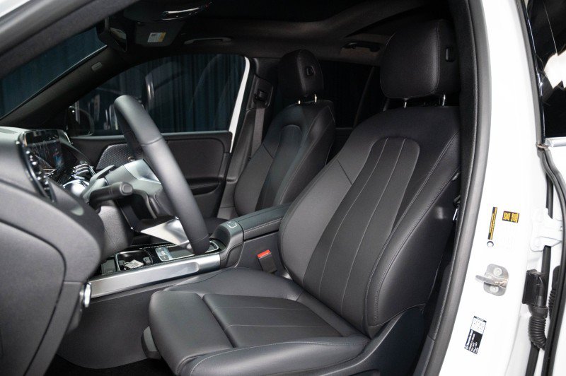 Certified 2026 Mercedes-Benz GLB 250 4MATIC image 12