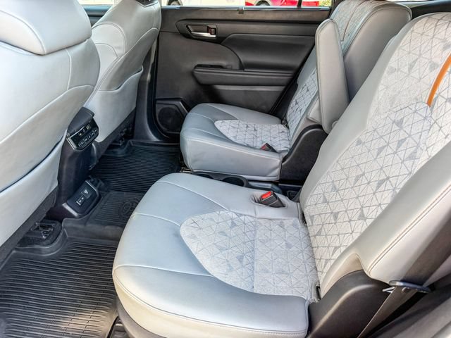 Used 2022 Toyota Highlander Bronze Edition AWD/4WD image 22